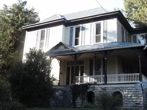 420 W Jefferson St W, Pulaski, TN 38478