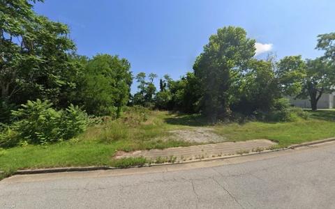 523 E Broad St, Dickson, TN 37055 photo 1