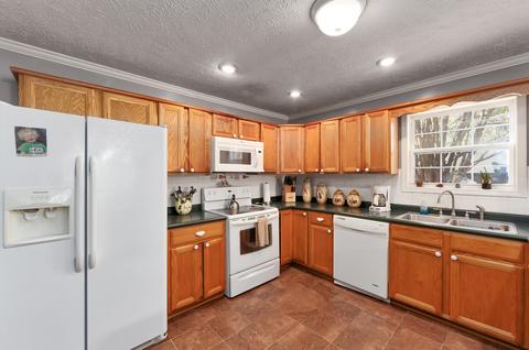 175 Fox Run Dr, Jackson, TN 38305 photo 6