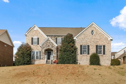 1038 Queens Pl, Spring Hill, TN 37174 photo 2