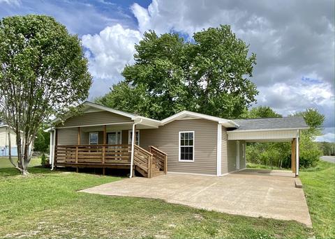 500 N Main St, Loretto, TN 38469 photo 1