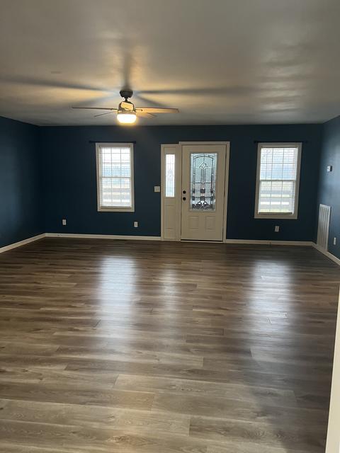 500 N Main St, Loretto, TN 38469 photo 2