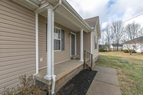 7004 Lone Eagle Dr, Murfreesboro, TN 37128 photo 3