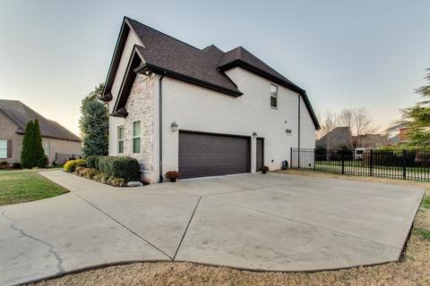 915 Wellspring Ct, Murfreesboro, TN 37130 photo 4