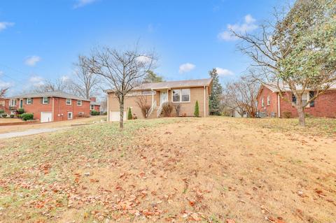 8222 Luree Ln, Hermitage, TN 37076 photo 3