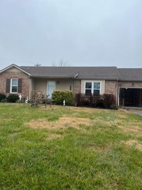 306 Broadmore Dr, Clarksville, TN 37042