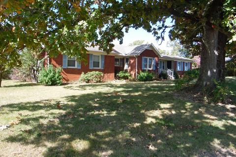 137 Denson Rd, Lawrenceburg, TN 38464