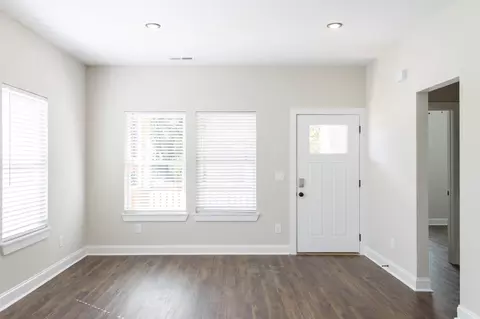 621 E 52nd St, Chattanooga, TN 37410 photo 5