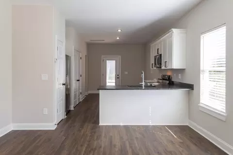 621 E 52nd St, Chattanooga, TN 37410 photo 6