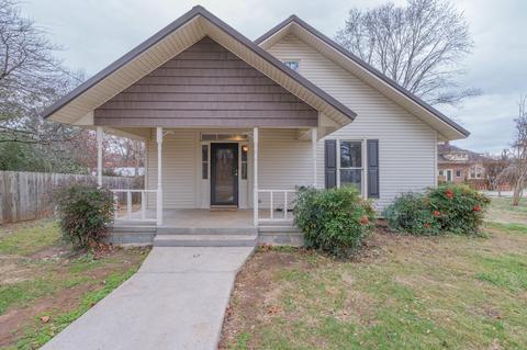 204 6th Ave N, Decherd, TN 37324 photo 1