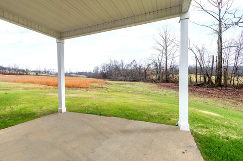 1063 E Piney Rd, Dickson, TN 37055 photo 2