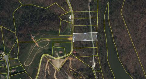 5 Ford, Baxter, TN 38544