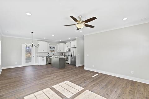 204 15th Ave E, Springfield, TN 37172 photo 4