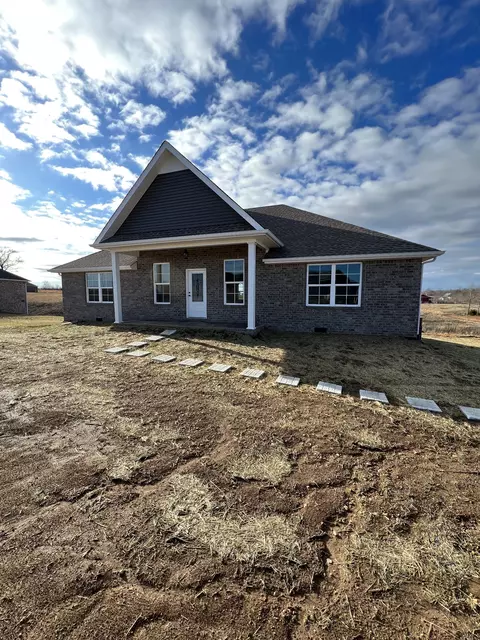 53 David Ln, Lafayette, TN 37083