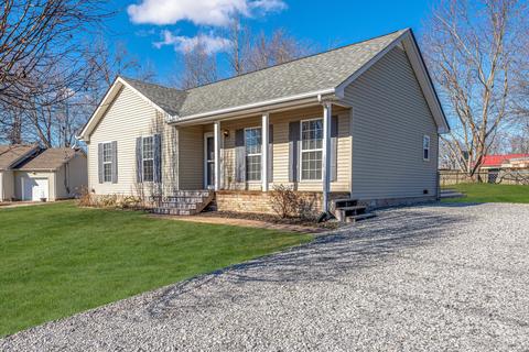 145 Silver Leaf Cir, Dickson, TN 37055 photo 3
