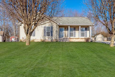 145 Silver Leaf Cir, Dickson, TN 37055 photo 1