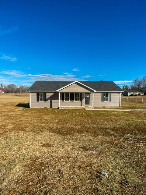 649 Old Harrison Ferry Rd, Mcminnville, TN 37110