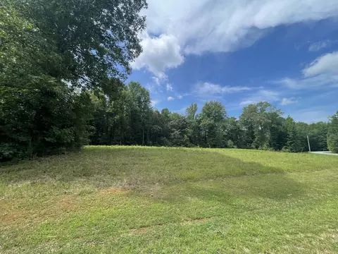 1256 Excalibur Trl, Cedar Grove, TN 38321