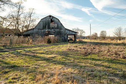 576 Swamp Rd, Eagleville, TN 37060 photo 2