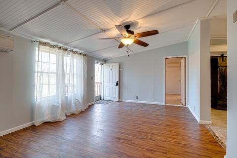 576 Swamp Rd, Eagleville, TN 37060 photo 4