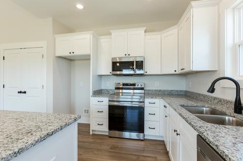 4393 Benson Rd, Springfield, TN 37172 photo 8