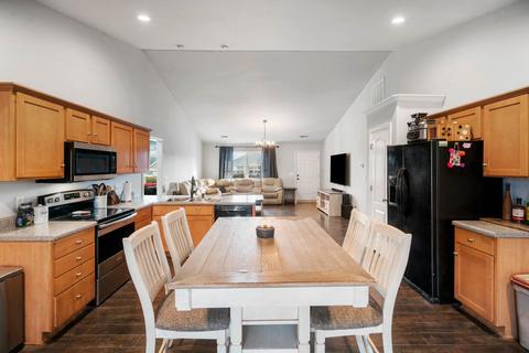 2012 Sparrow St, Spring Hill, TN 37174 photo 6