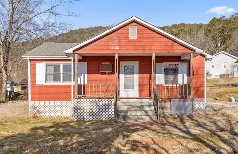 106 Hamilton Ave, Soddy Daisy, TN 37379