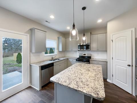 948 Carnation Dr, Spring Hill, TN 37174 photo 7