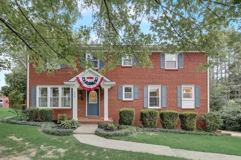 204 Stonewall Dr, Springfield, TN 37172 photo 1