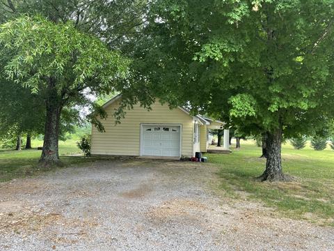 828 Rabbit Trail Rd, Five Points, TN 38457 photo 2