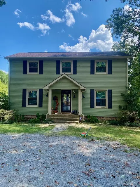 242 Oakdale Dr, Smithville, TN 37166