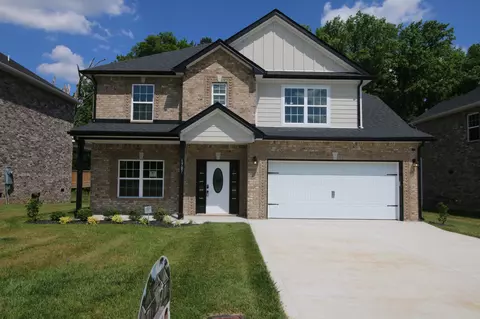 87 The Oaks, Clarksville, TN 37043