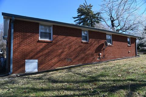 1701 Martindale Dr, Springfield, TN 37172 photo 3