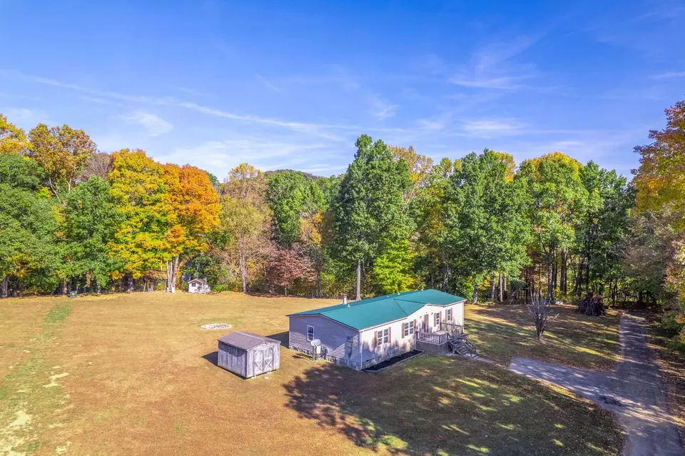  631 Turney Rd, Auburntown, TN 37016 photo 2