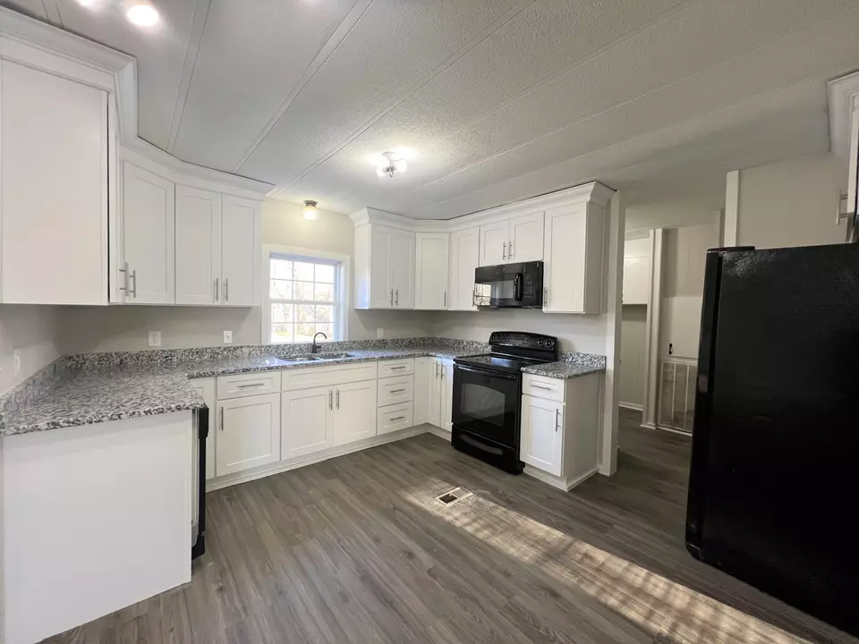  631 Turney Rd, Auburntown, TN 37016 photo 9
