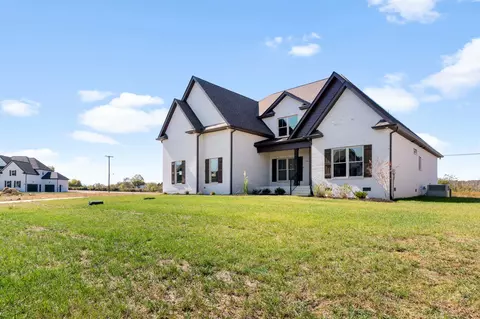 2716 Carousel Dr, Murfreesboro, TN 37128 photo 3