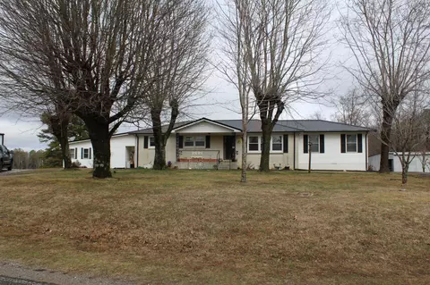 2655 Allen Bend Rd, Smithville, TN 37166
