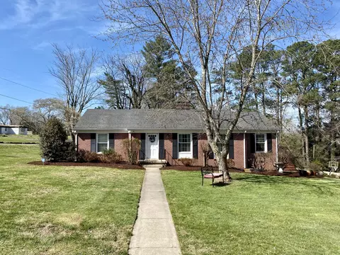 216 Orchard Dr, Shelbyville, TN 37160