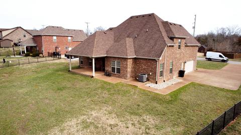 930 Cascadeway Dr, Murfreesboro, TN 37129 photo 2