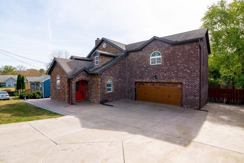 105 Valeria St, Nashville, TN 37210