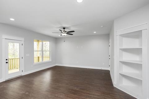 1032 Stonebrook Dr, Dickson, TN 37055 photo 9