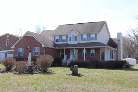 241 Angela Ln, Westmoreland, TN 37186
