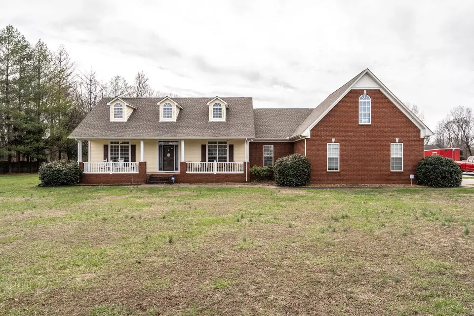  4 Four Winds Dr, Fayetteville, TN 37334 photo 1