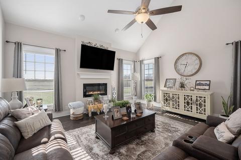 340 Stonegate Dr, Smithville, TN 37166 photo 4
