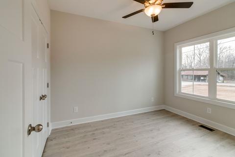 128 Colson Rd, Dover, TN 37058 photo 7