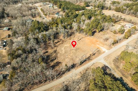 1300 Georgia Ave, Parsons, TN 38363