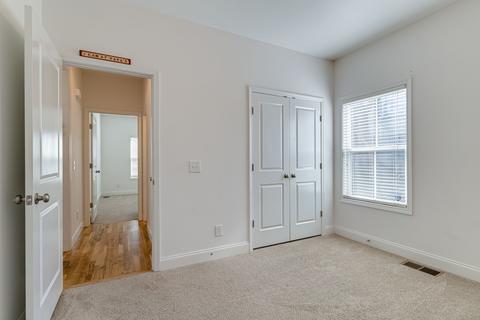 207 Walnut St, Springfield, TN 37172 photo 14
