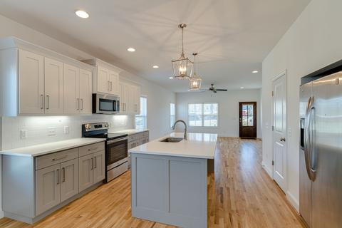 207 Walnut St, Springfield, TN 37172 photo 5