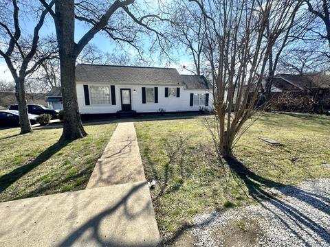 330 Cumberland Ave, Madison, TN 37115