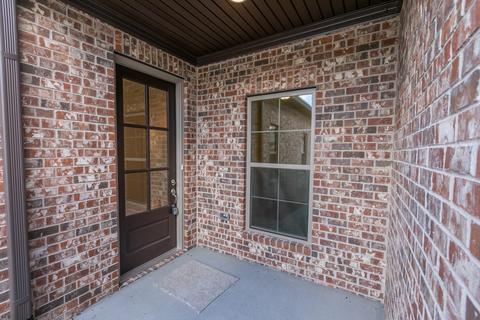 422 W Foxrun, Springfield, TN 37172 photo 4